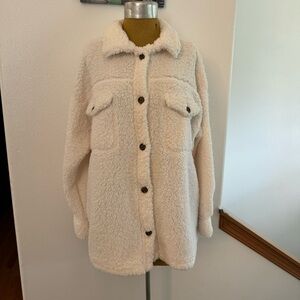 New 32 Degrees Heat Cozy Sherpa Shacket, Women's jacket Size M/L Cream